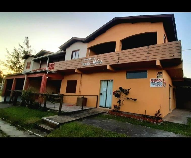 Residencial Familia Milani 100 Metros Do Mar Torres Apartment Ngoại thất bức ảnh